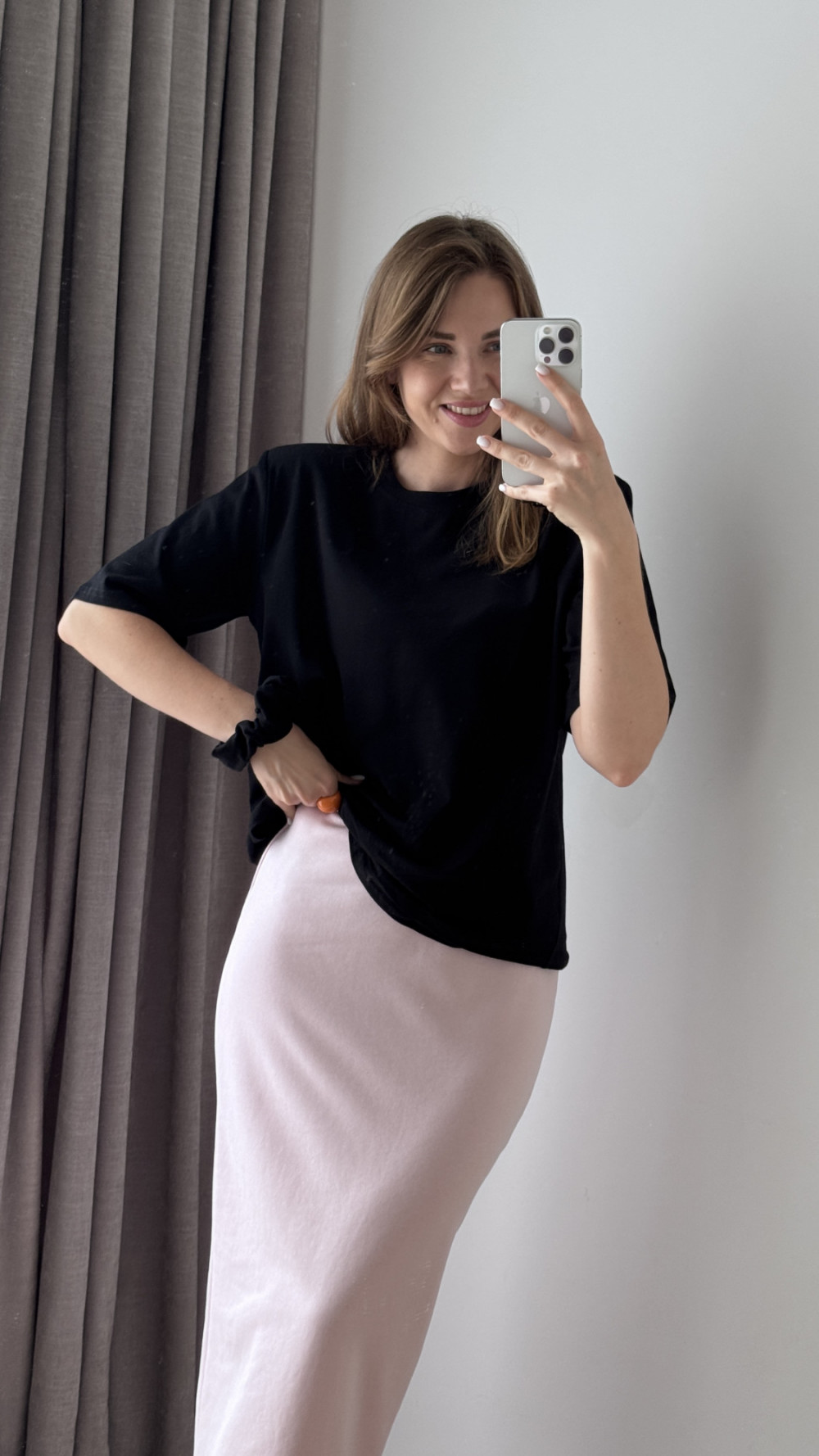 KOSZULKA BAWEŁNIANA Z RÓŻĄ I GUMKĄ DO WŁOSOW CZARNA ROSALINA 4