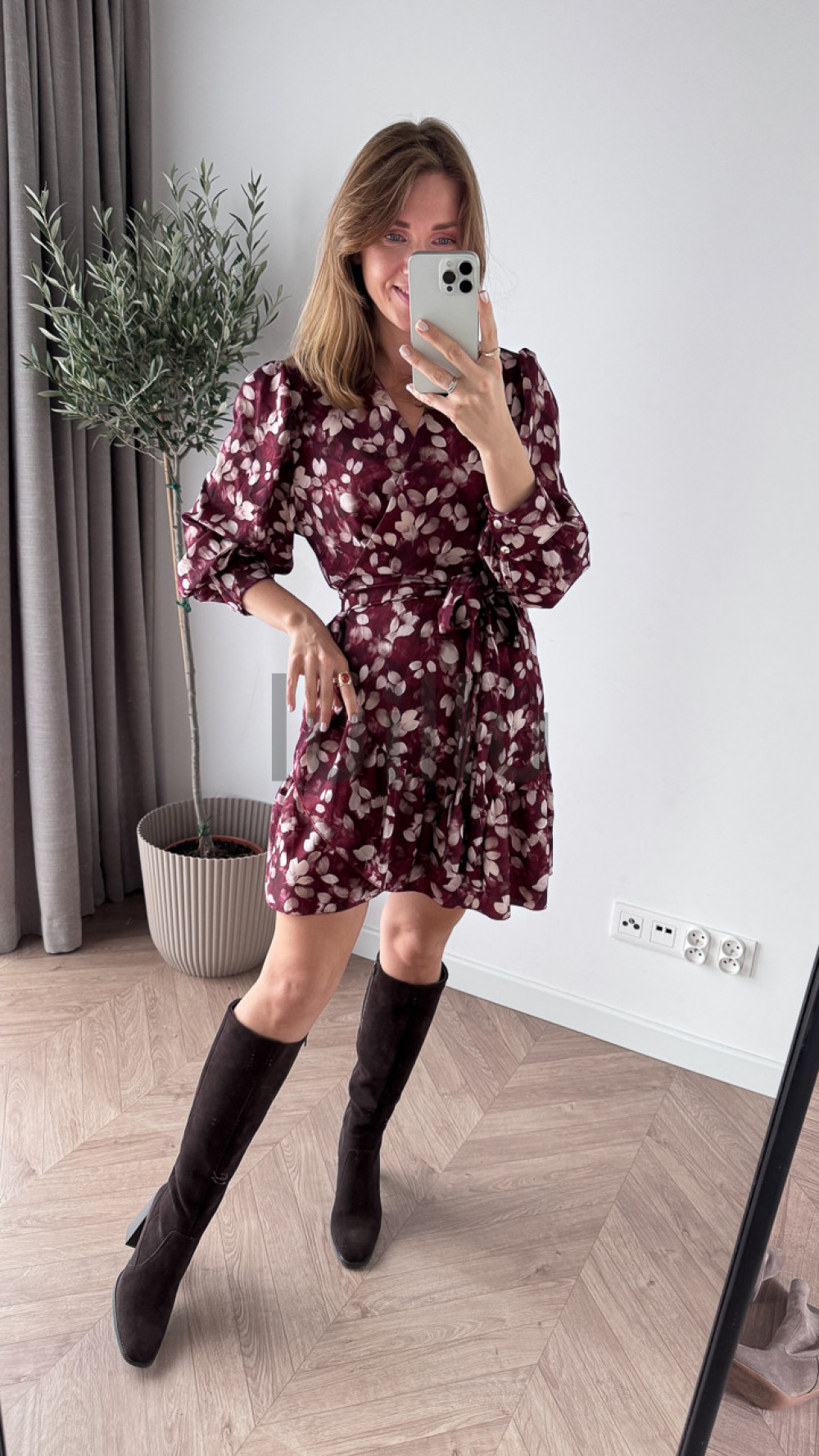 SUKIENKA MINI BORDOWA W ŁĄCZKĘ WIĄZANA MARION 2