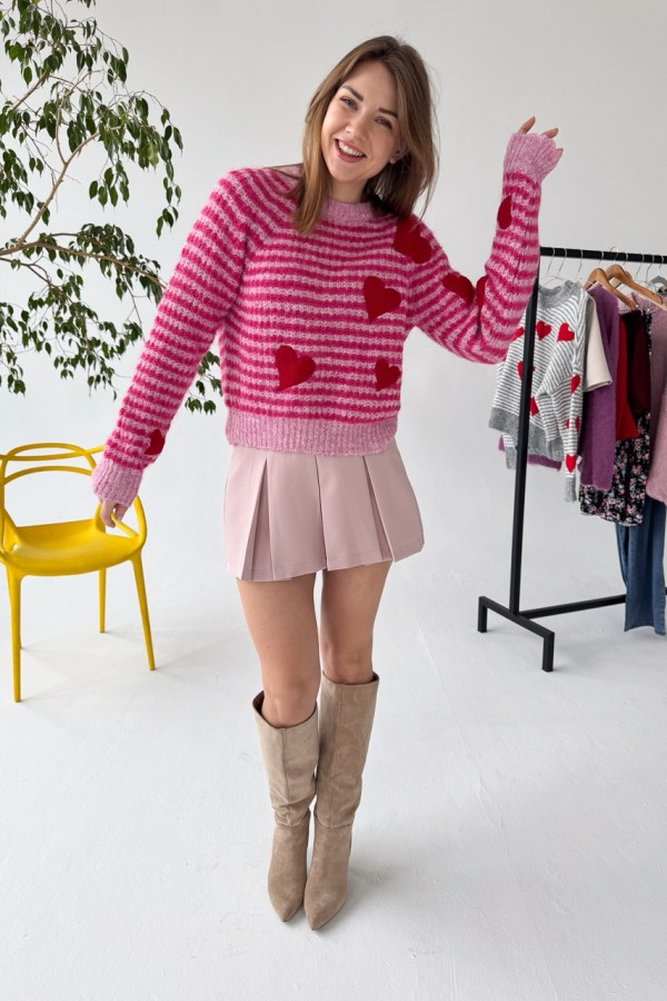 SWETER PUDROWY W CZERWONE SERCA 2