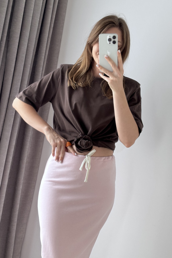 KOSZULKA BAWEŁNIANA Z RÓŻĄ I GUMKĄ DO WŁOSOW CZEKOLADA ROSALINA 5