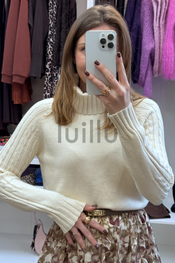 SWETER GOLF Z WISKOZĄ Z WARKOCZEM